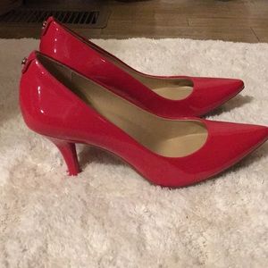 Michael kors  red patent leather pumps